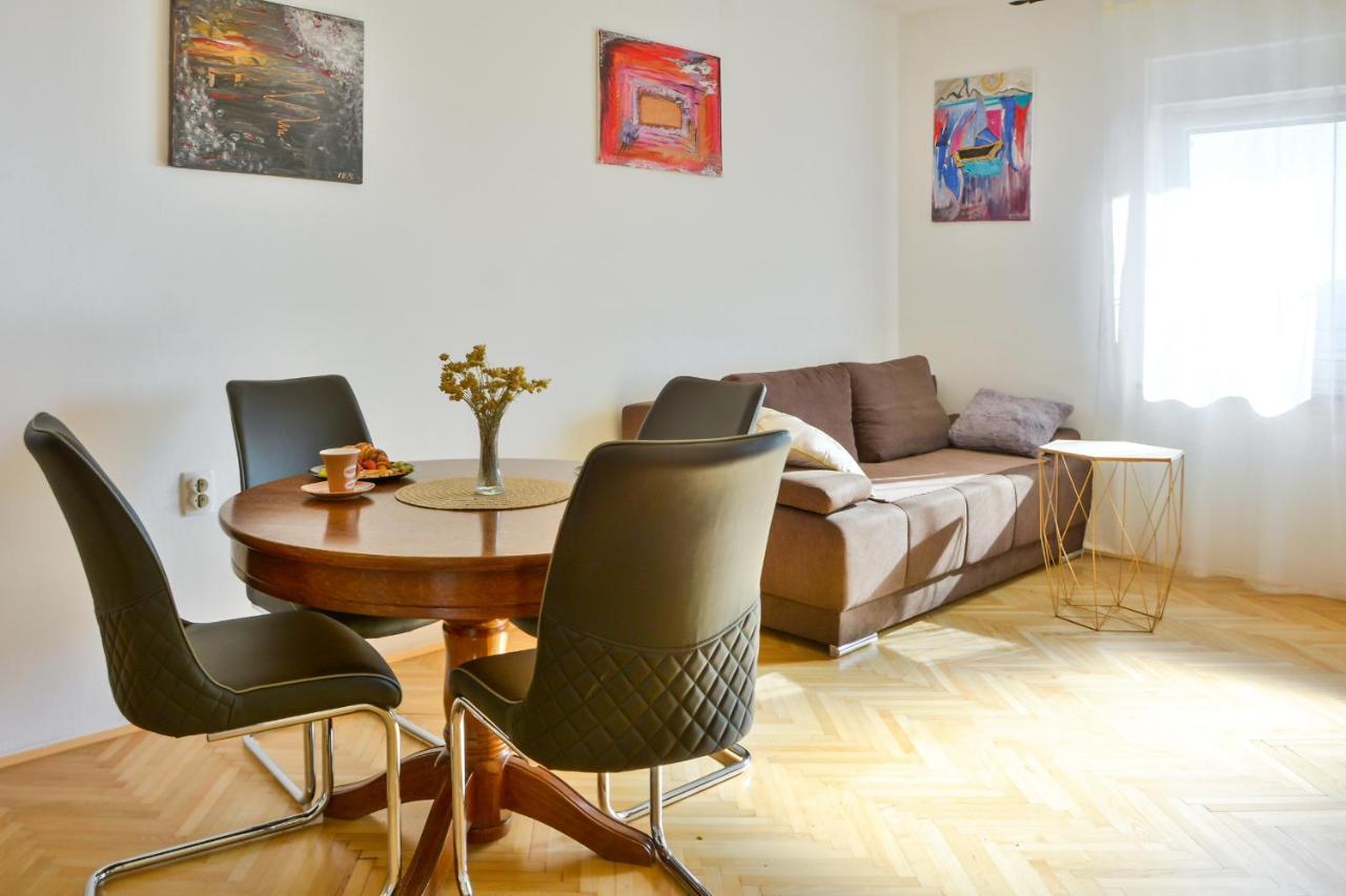 Apartmani Krijesnica Senj  Esterno foto