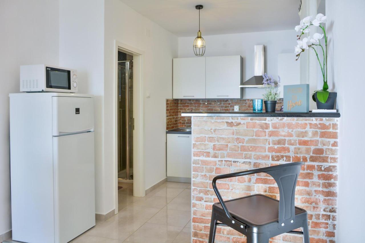 Apartmani Krijesnica Senj  Esterno foto