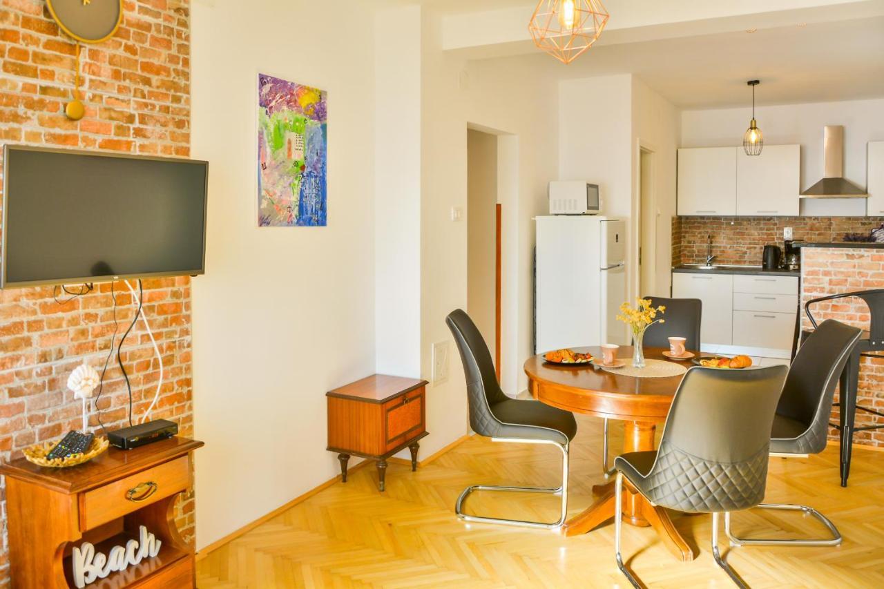 Apartmani Krijesnica Senj  Esterno foto