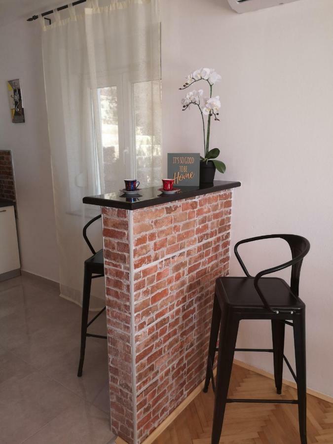 Apartmani Krijesnica Senj  Esterno foto